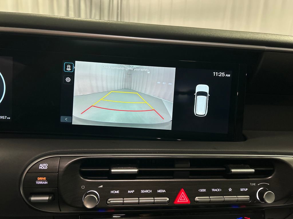 Used 2026 Hyundai Palisade SEL AWD/4WD image 16