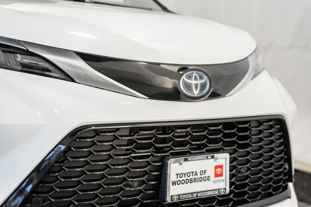 Used 2021 Toyota Sienna XSE image 11