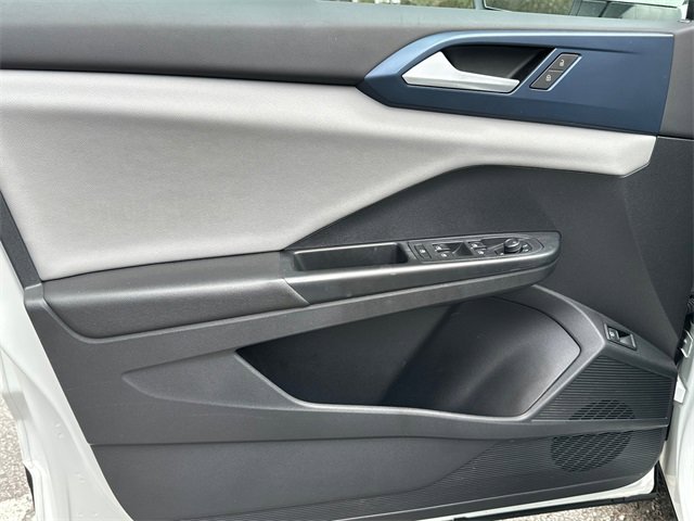 Used 2022 Volkswagen Taos SE image 10