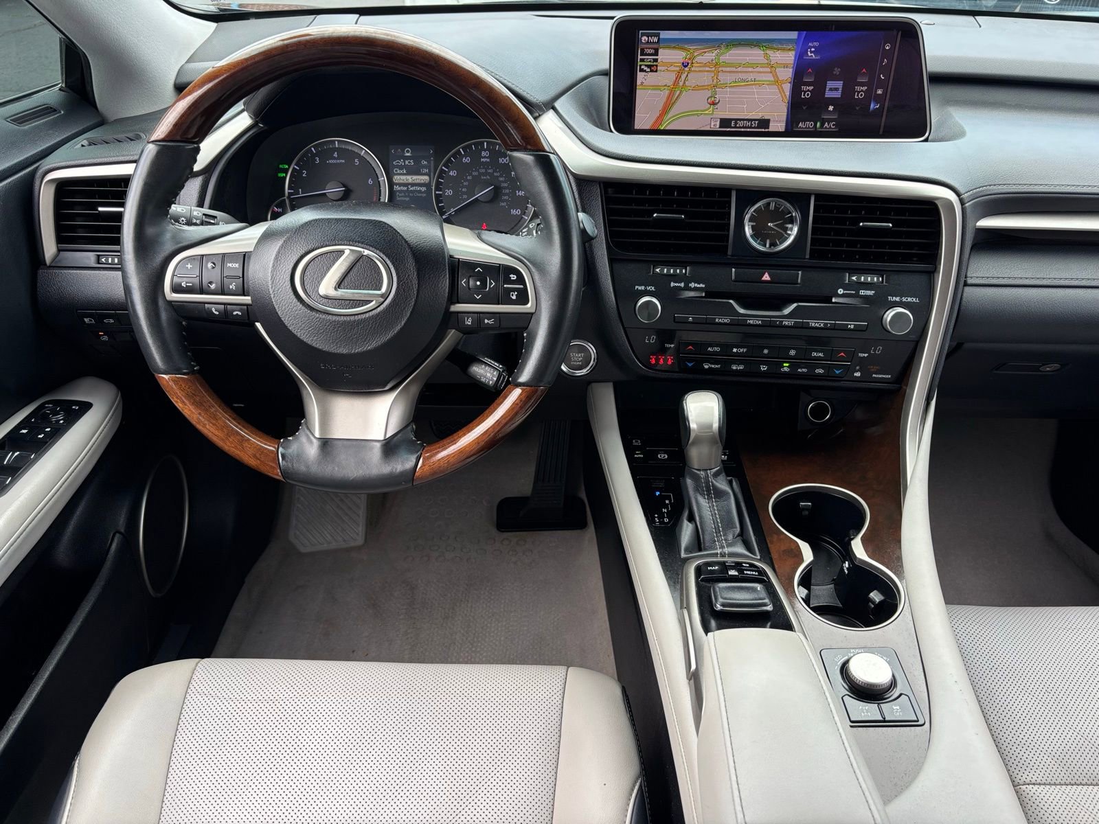 Used 2019 Lexus RX 350 AWD w/ Navigation Package image 5