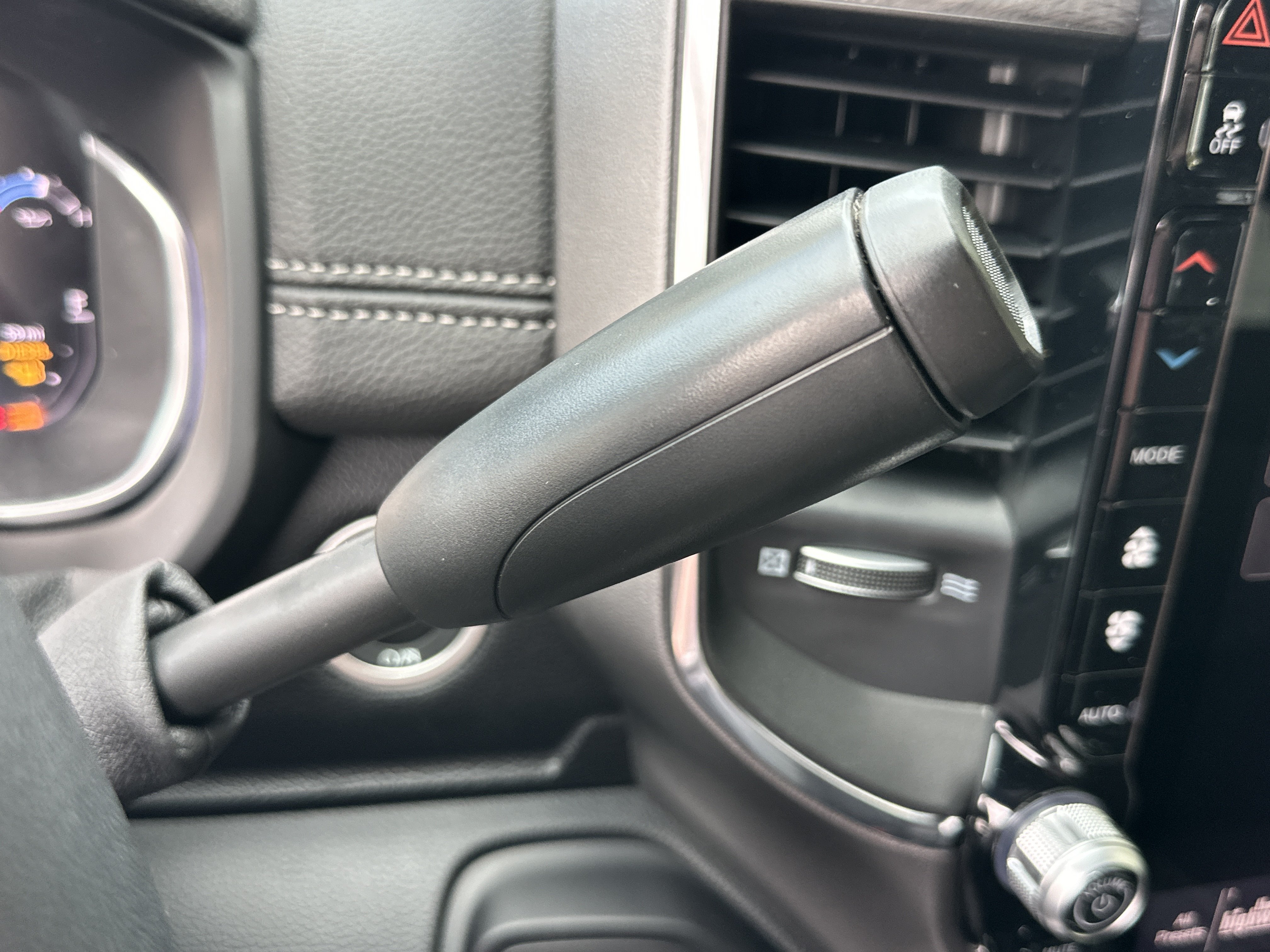 New 2027 RAM 3500 Laramie AWD/4WD image 12