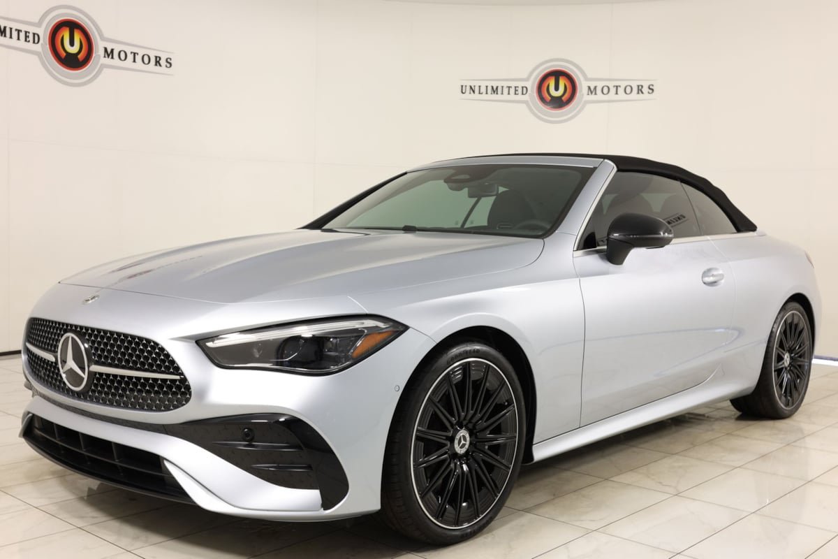 Used 2024 Mercedes-Benz CLE 300 4MATIC Cabriolet image 33