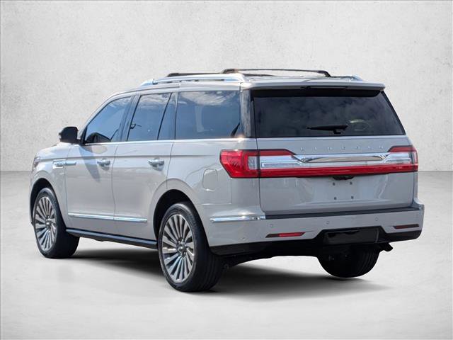 Used 2019 Lincoln Navigator Reserve image 8