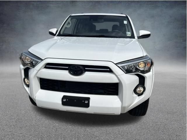 Used 2020 Toyota 4Runner SR5 RWD image 2