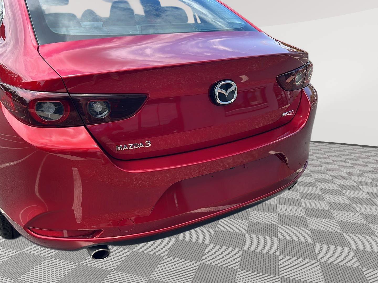 Used 2025 MAZDA MAZDA3 s FWD image 25