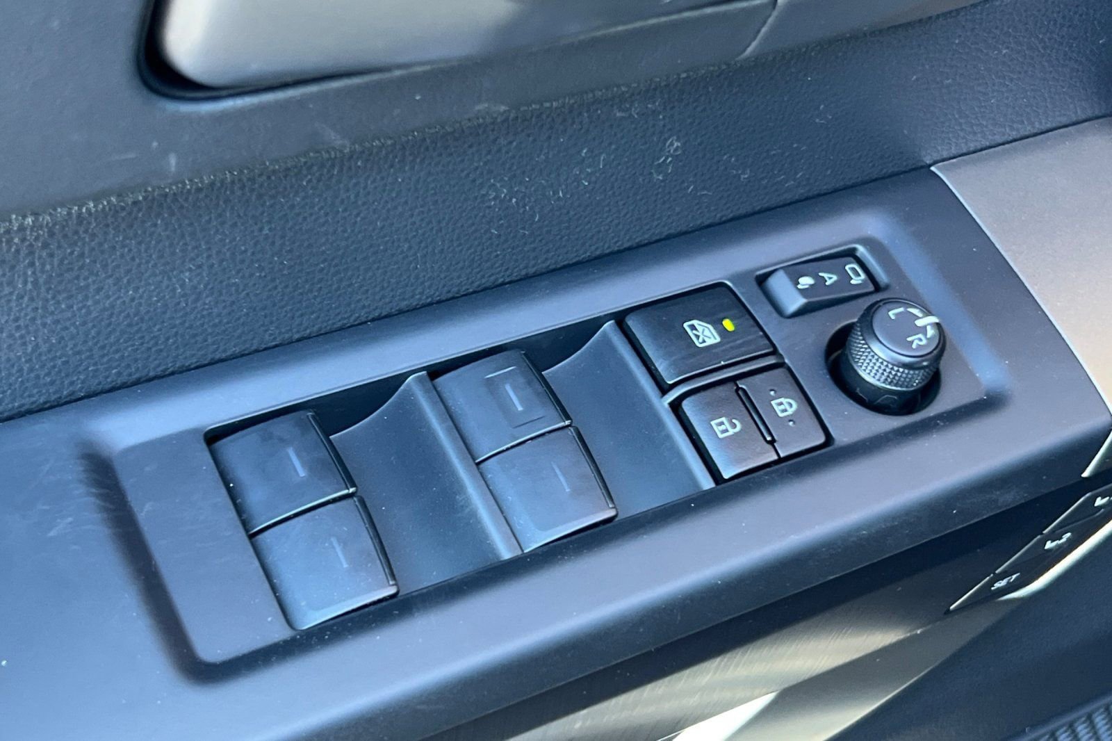 New 2026 Toyota Sequoia Platinum AWD/4WD image 11