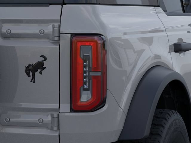 New 2026 Ford Bronco Outer Banks w/ Black Appearance Package AWD/4WD image 23