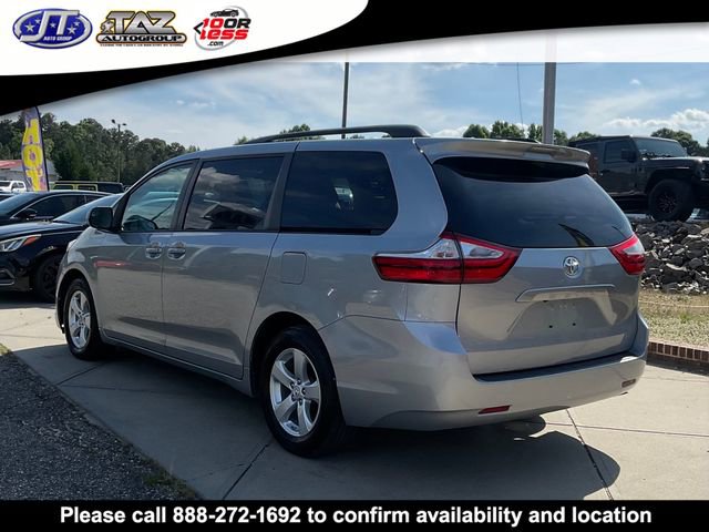 Used 2017 Toyota Sienna LE FWD image 5