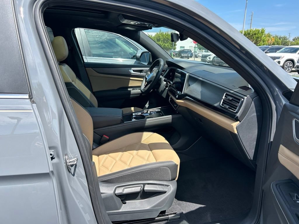 New 2026 Volkswagen Atlas Cross Sport SE FWD image 40
