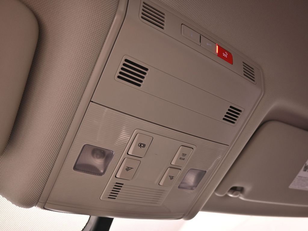 Used 2023 Volkswagen Jetta S image 20