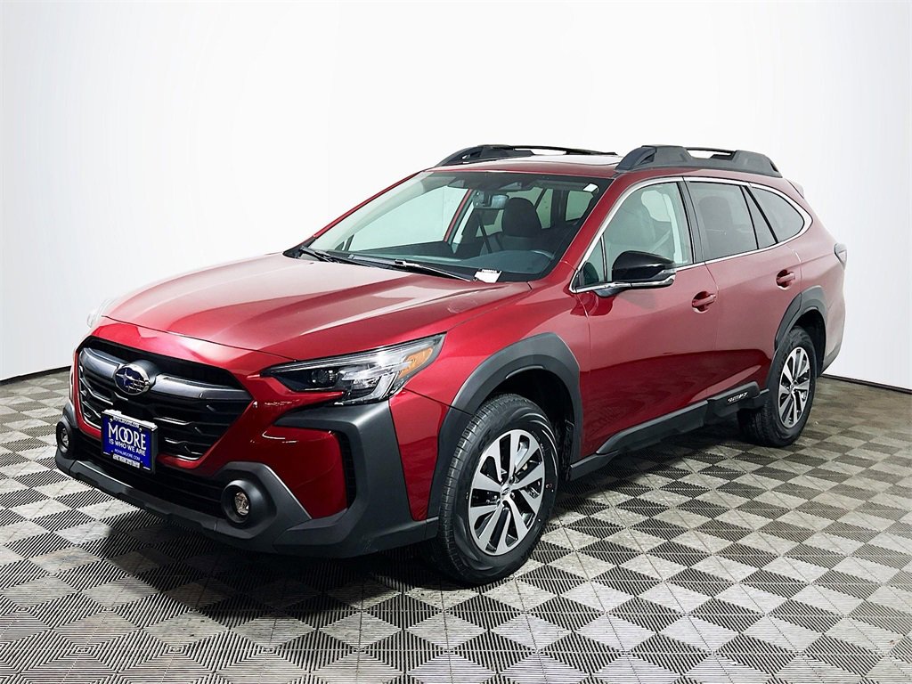 Used 2024 Subaru Outback Premium image 4