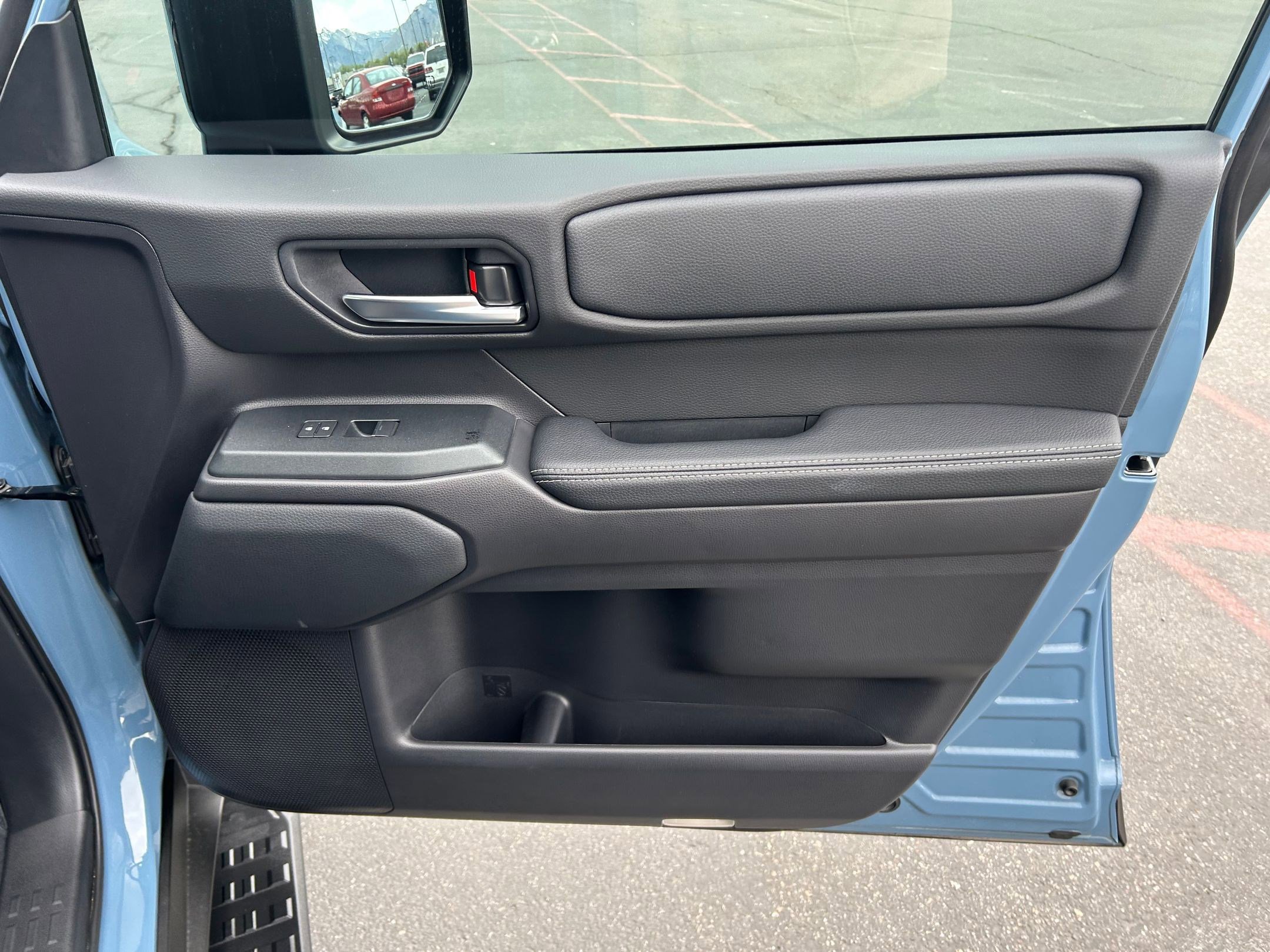 Certified 2025 Toyota Land Cruiser w/ Premium Package AWD/4WD image 27