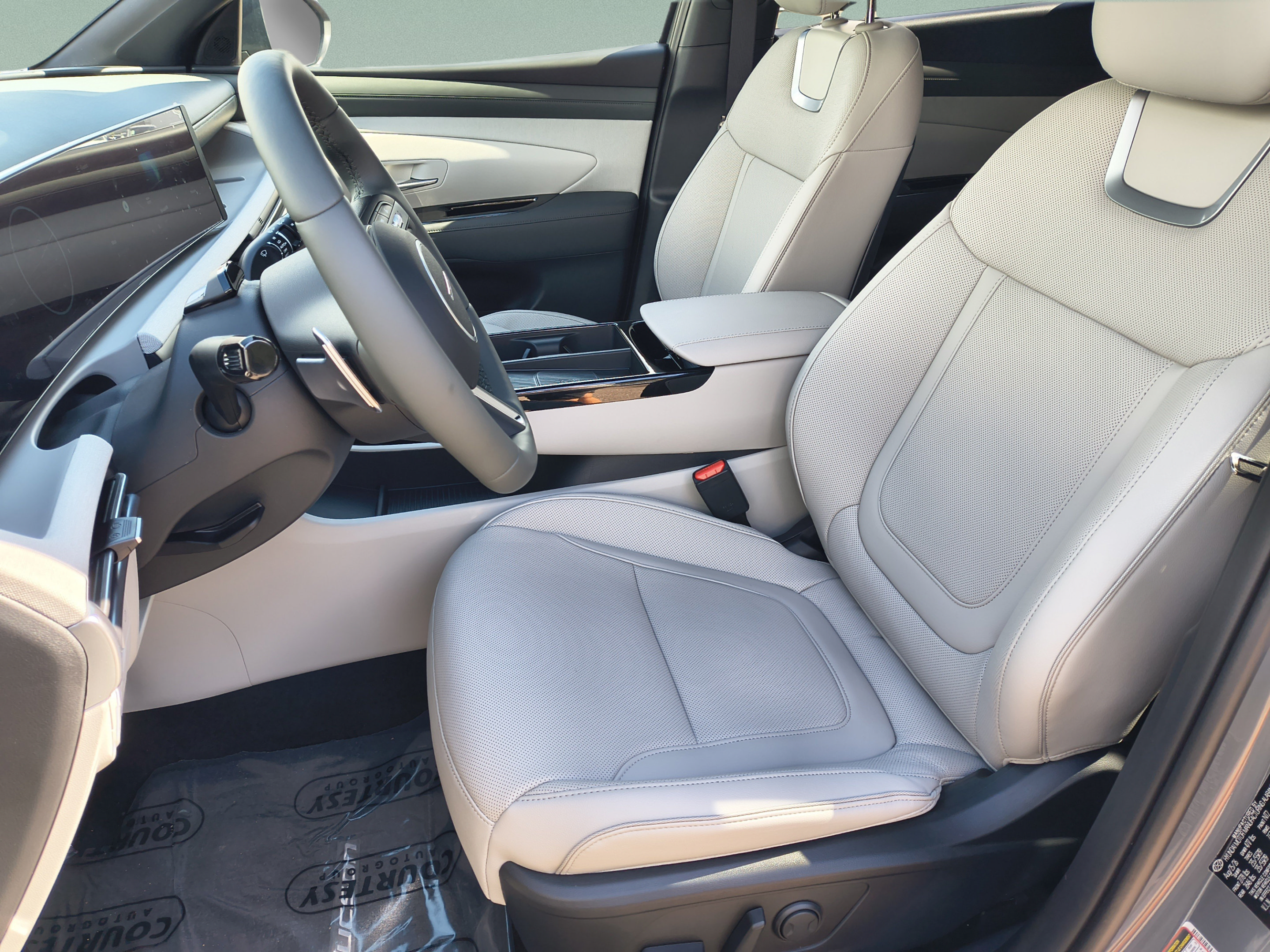 New 2026 Hyundai Tucson Limited FWD image 19