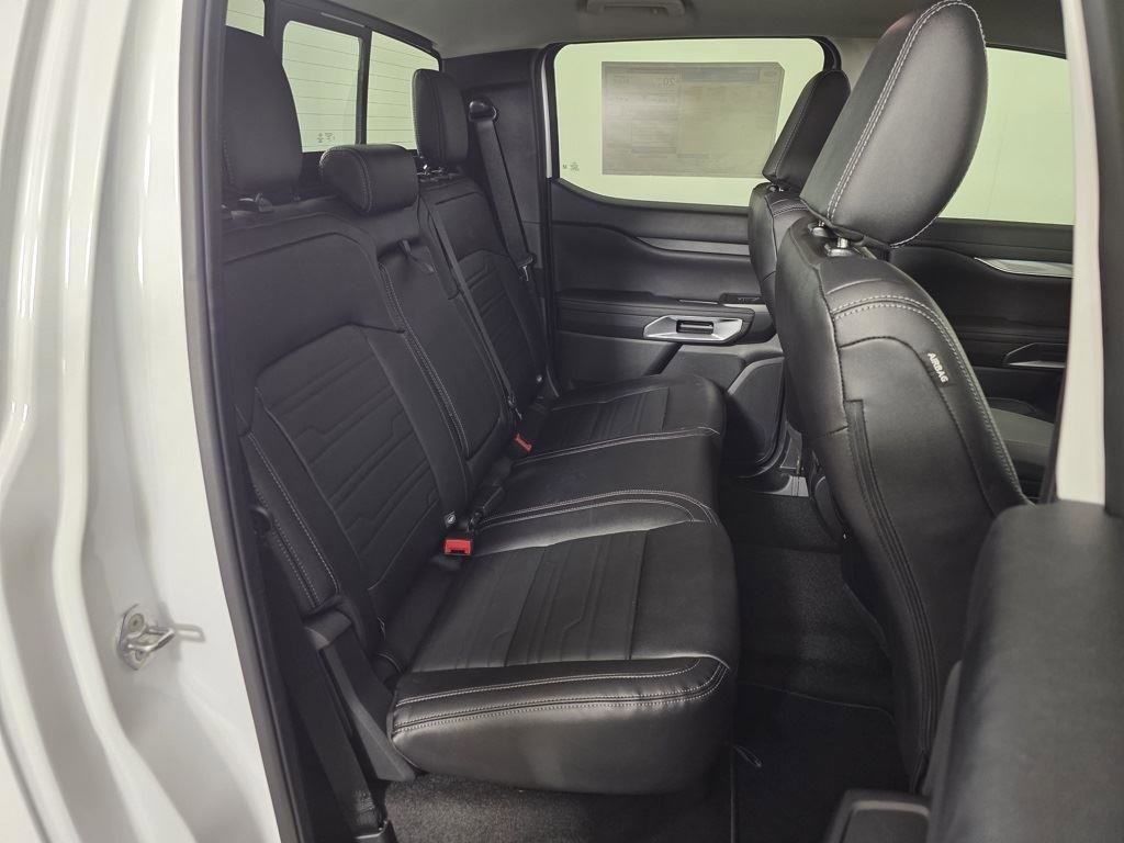 Used 2025 Ford Ranger Lariat w/ Chrome Accent Package image 19