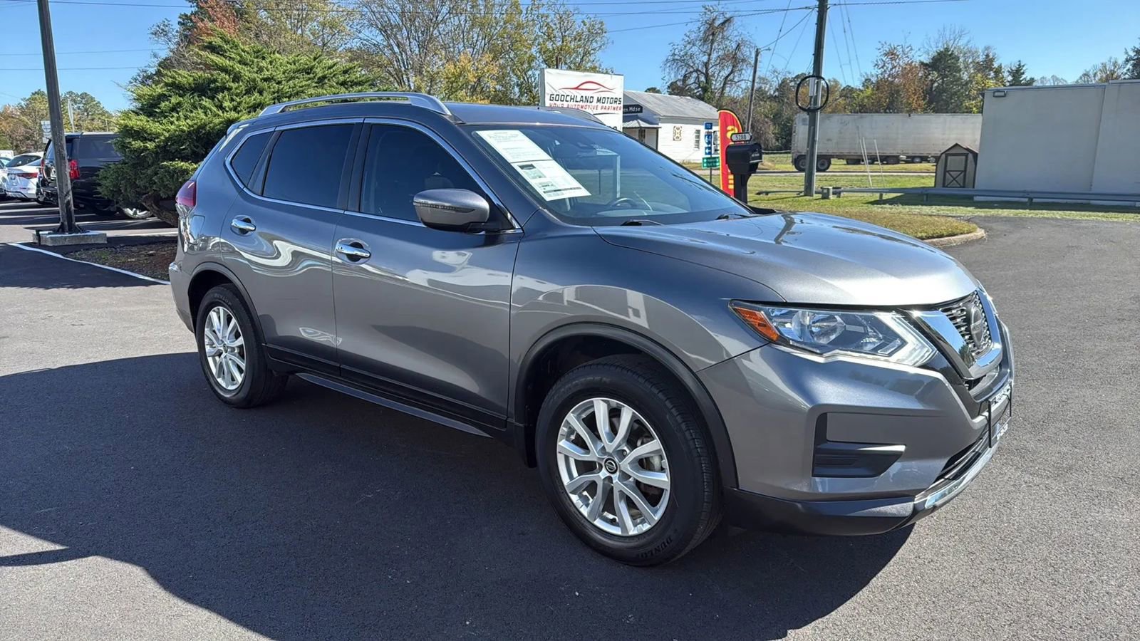 Used 2020 Nissan Rogue SV image 9