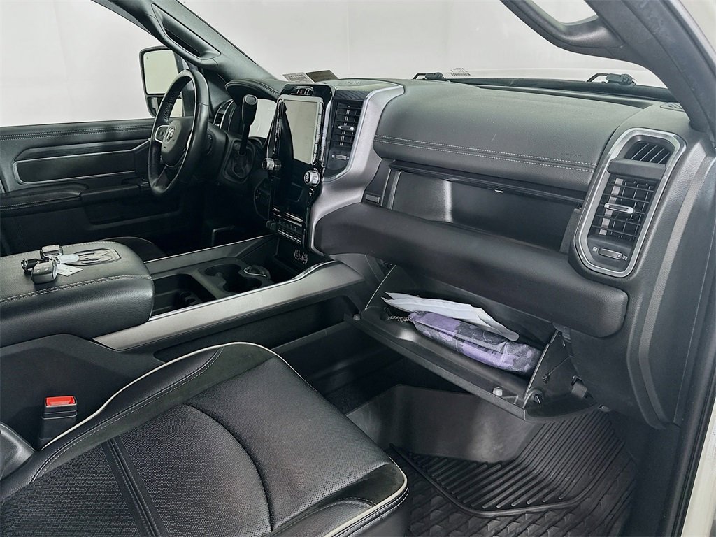 Used 2023 RAM 3500 Laramie w/ Night Edition image 31
