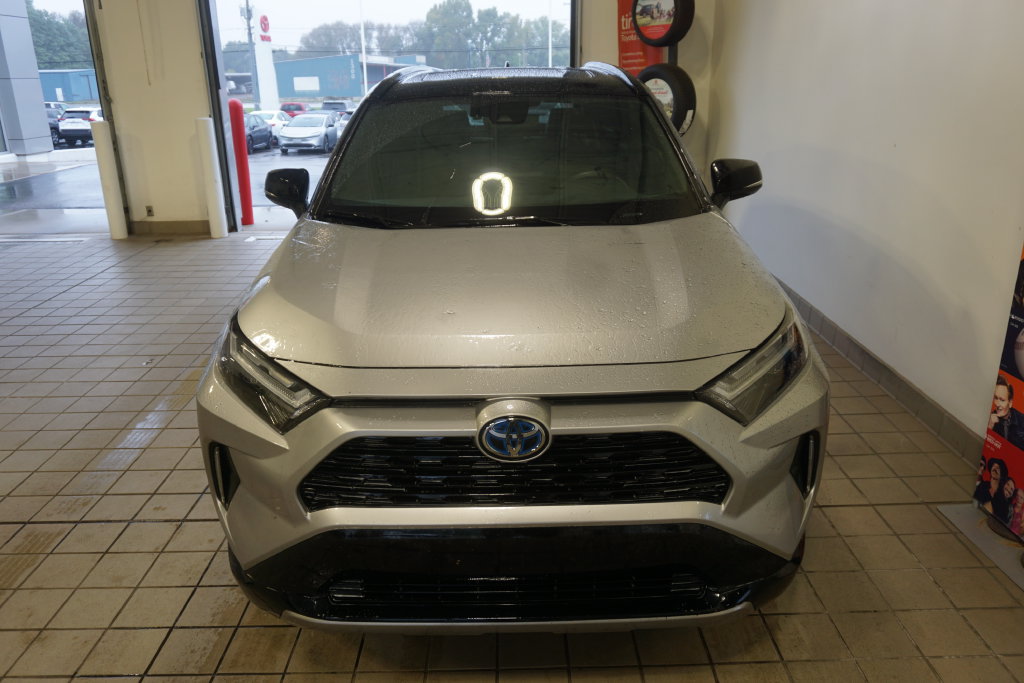 Used 2023 Toyota RAV4 XSE w/ XSE Grade Weather Package AWD/4WD image 14