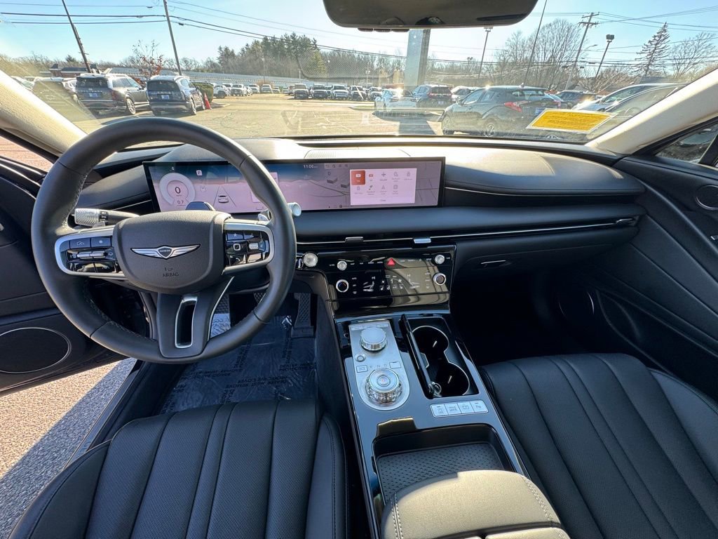 Used 2025 Genesis G80 2.5T image 13
