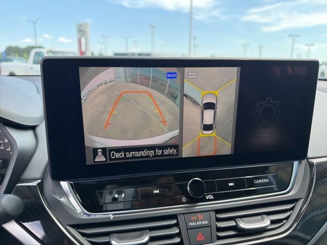 New 2026 Nissan Altima 2.5 SR image 16