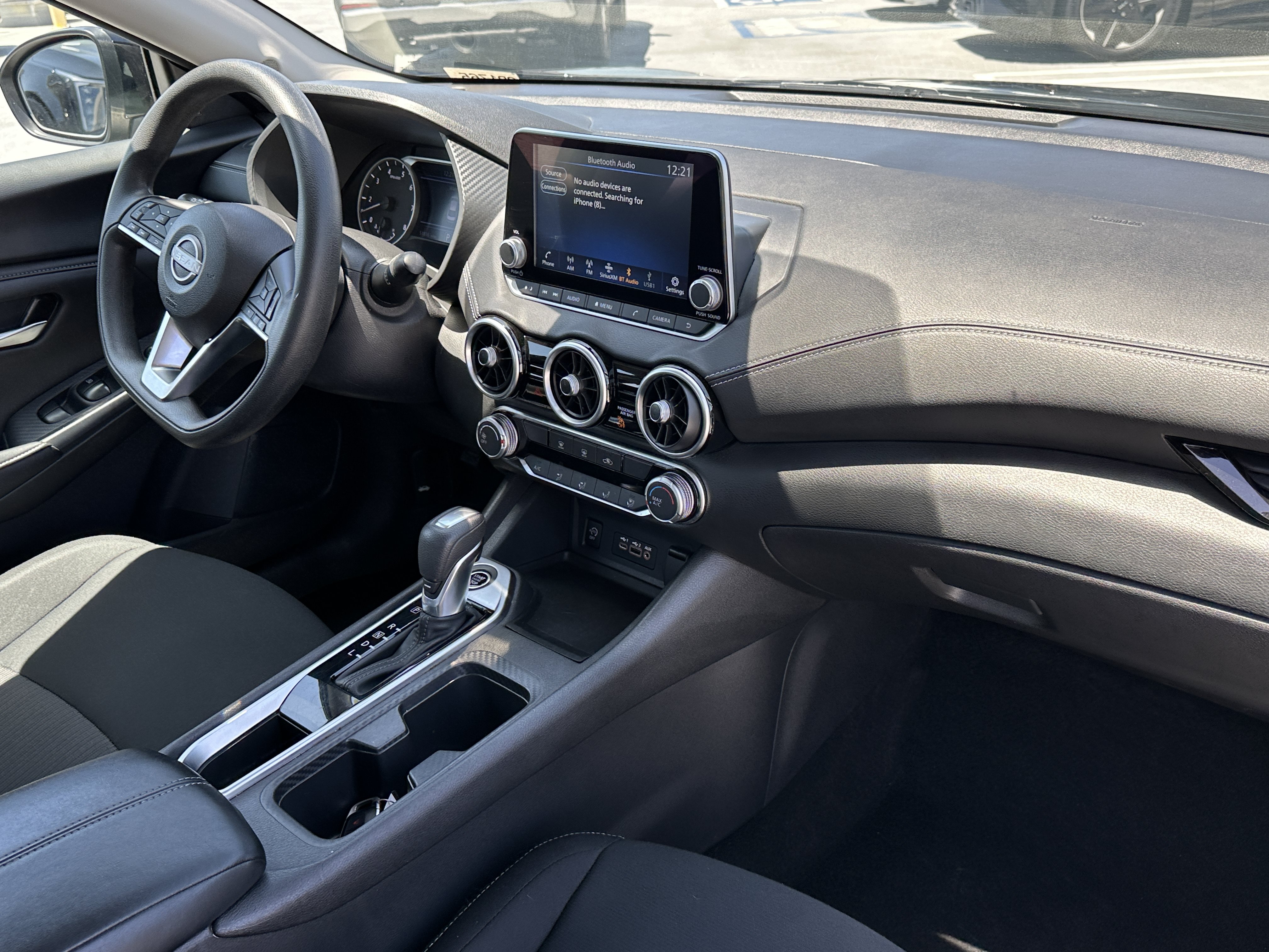 Used 2024 Nissan Sentra SV FWD image 15