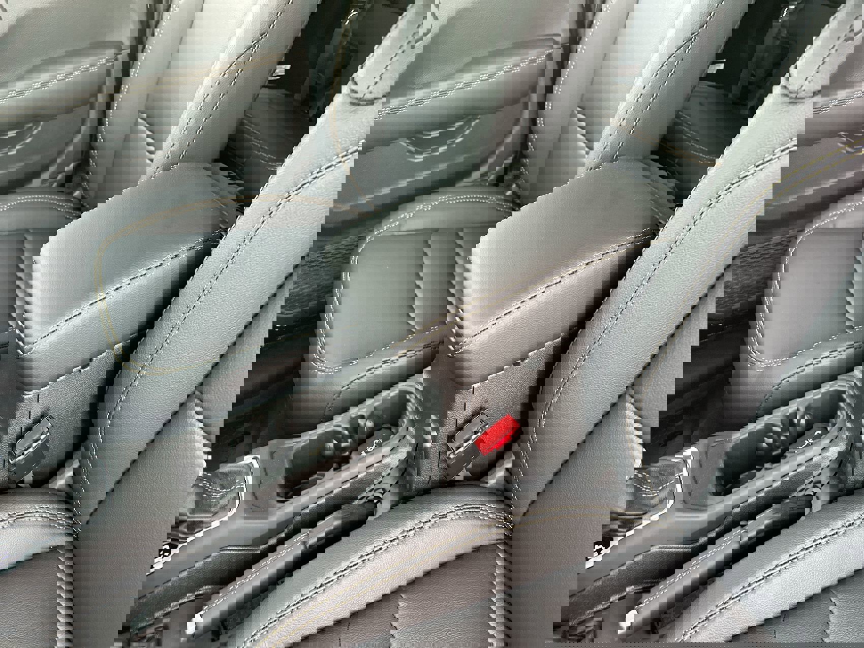 New 2025 Jeep Wrangler Sahara w/ Safety Group image 20