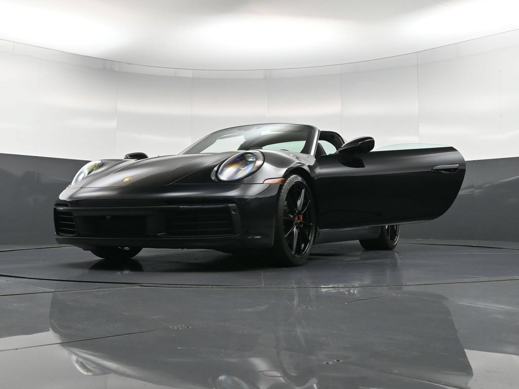 Certified 2024 Porsche 911 Targa 4S AWD/4WD image 37