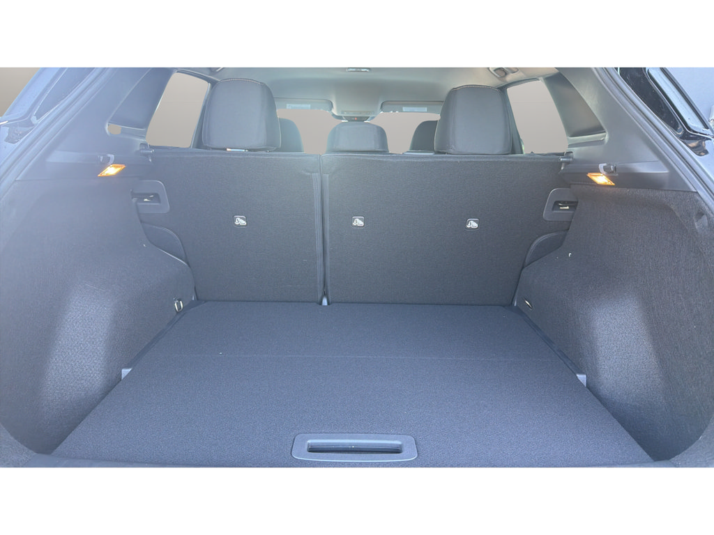 New 2026 Nissan Kicks SV w/ Cold Weather Package FWD image 12