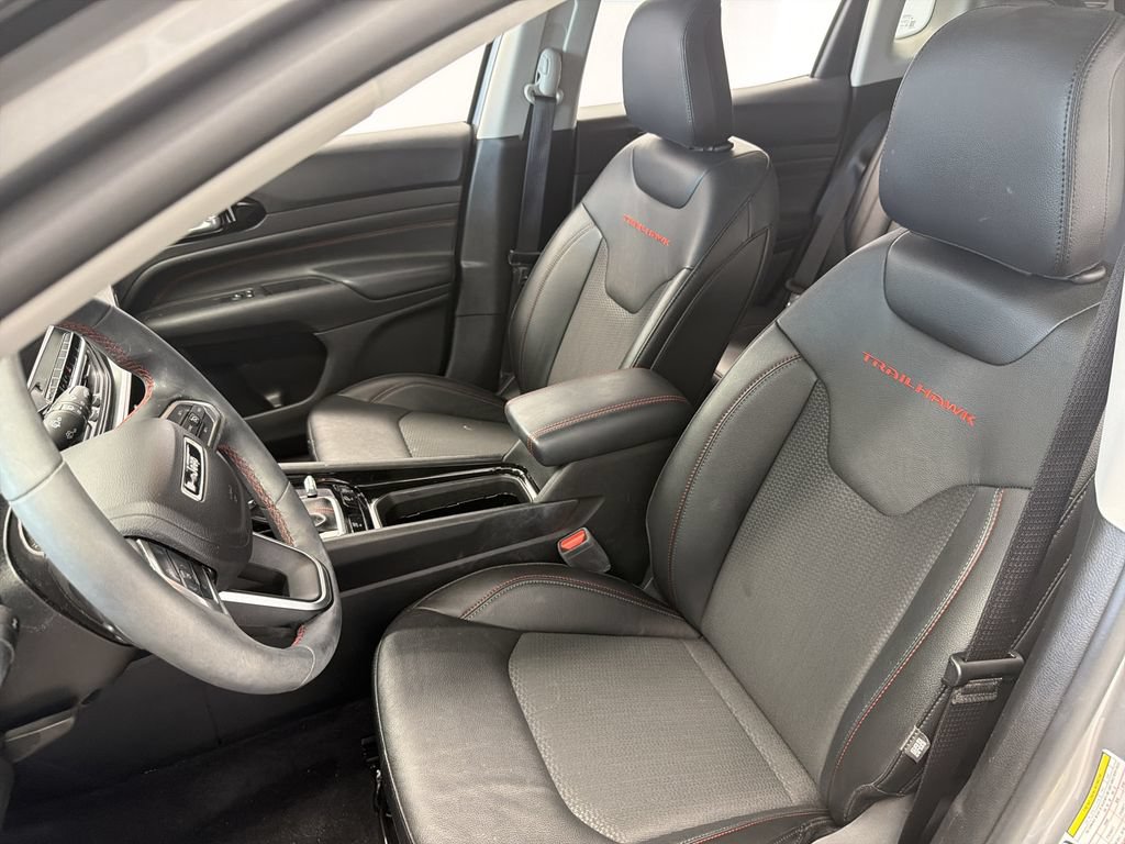 Used 2022 Jeep Compass Trailhawk AWD/4WD image 25