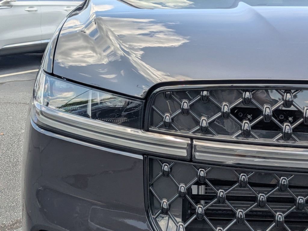 New 2026 Lincoln Navigator Black Label AWD/4WD image 10