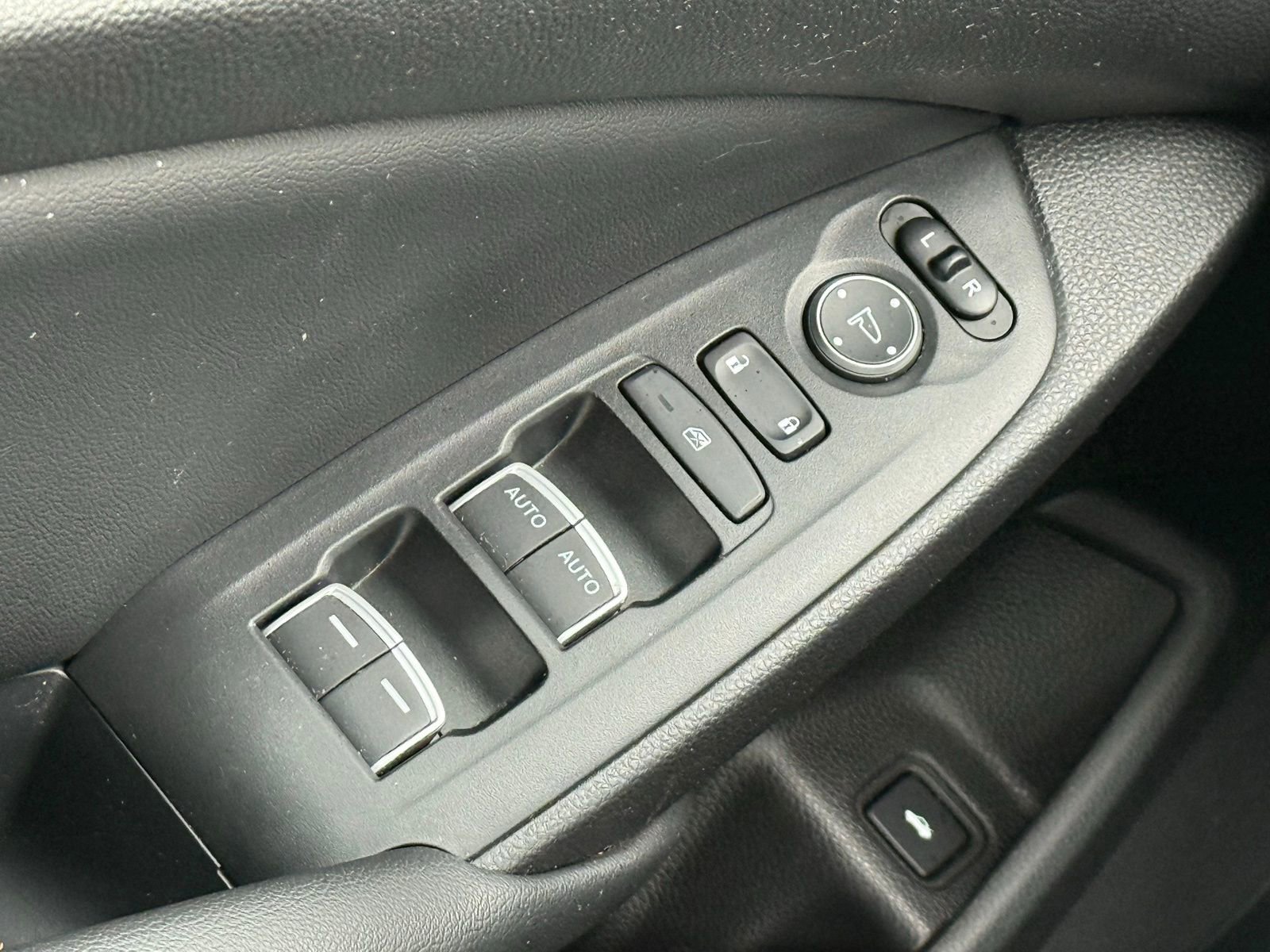 Used 2022 Honda Accord Sport image 31