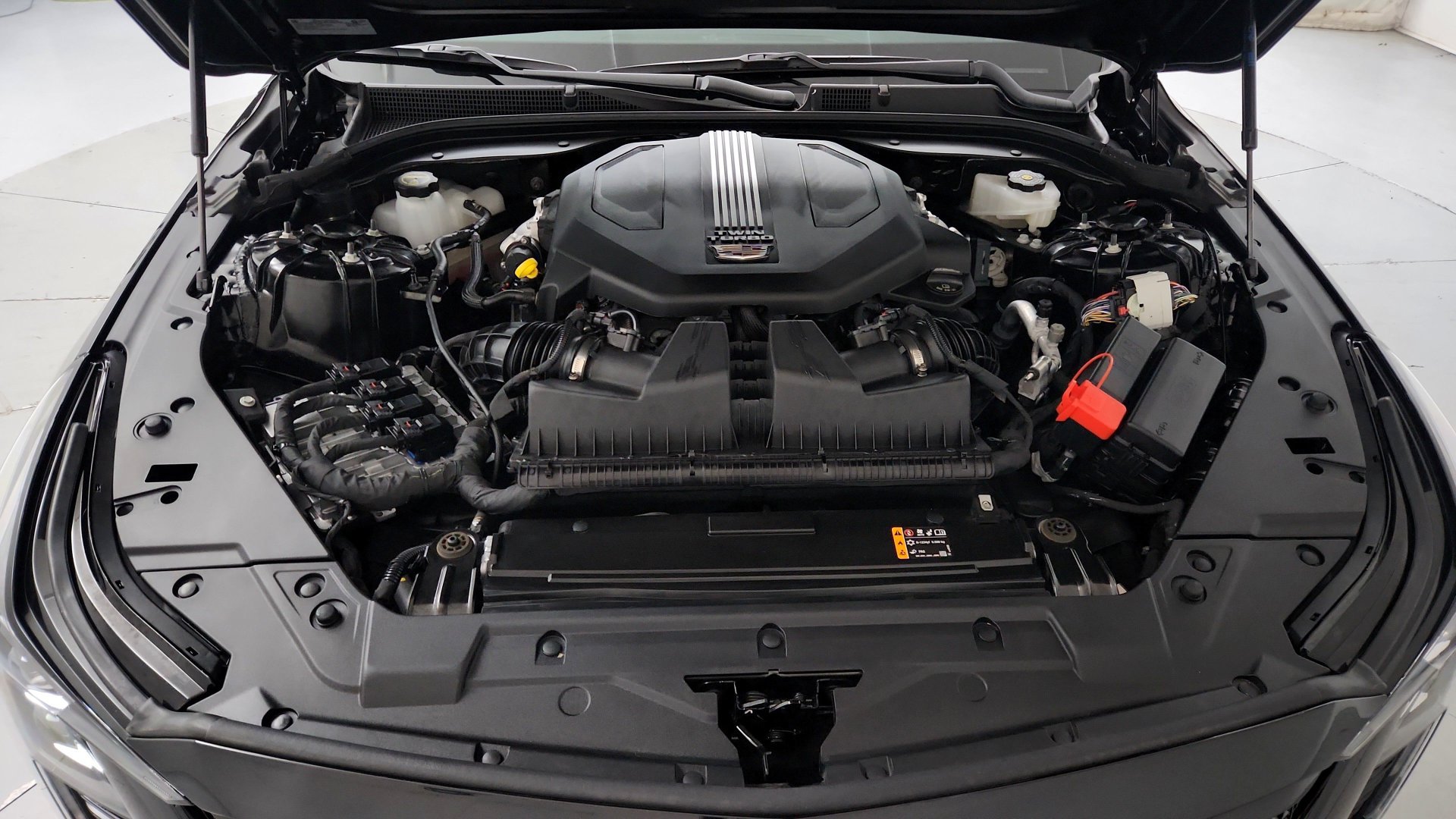 Certified 2026 Cadillac CT5 V w/ LPO, ONYX Package AWD/4WD image 31