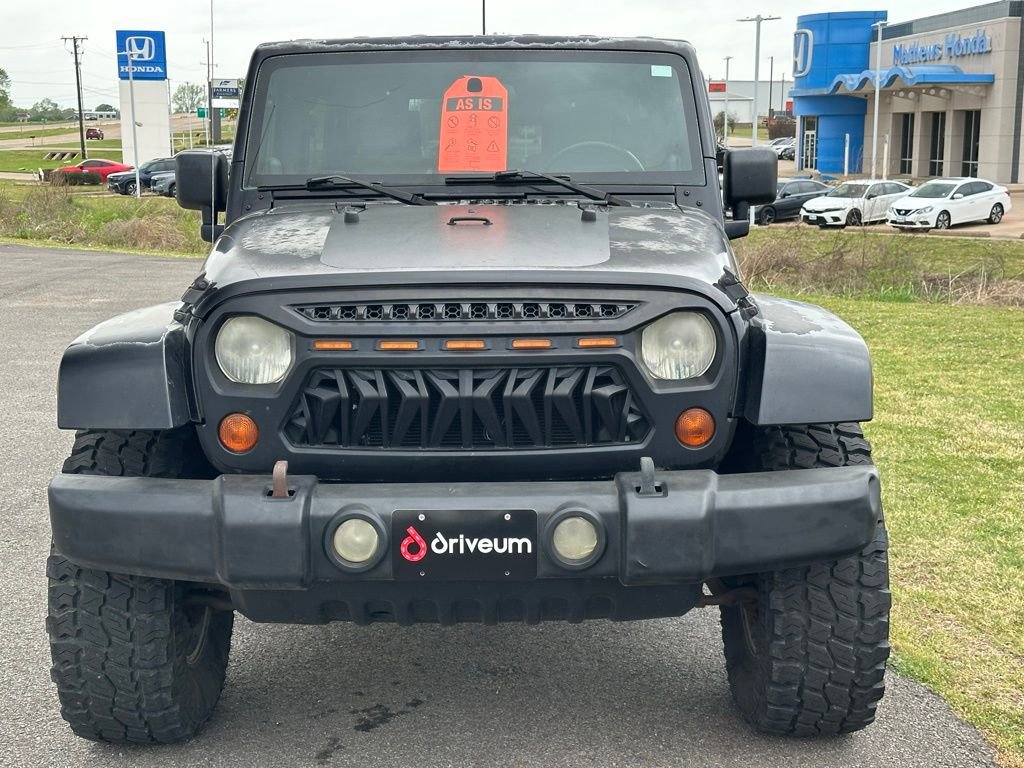 Used 2008 Jeep Wrangler Unlimited Sahara w/ Trailer Tow Group image 2