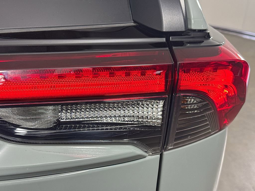 Used 2019 Toyota RAV4 XLE w/ Convenience Package image 31