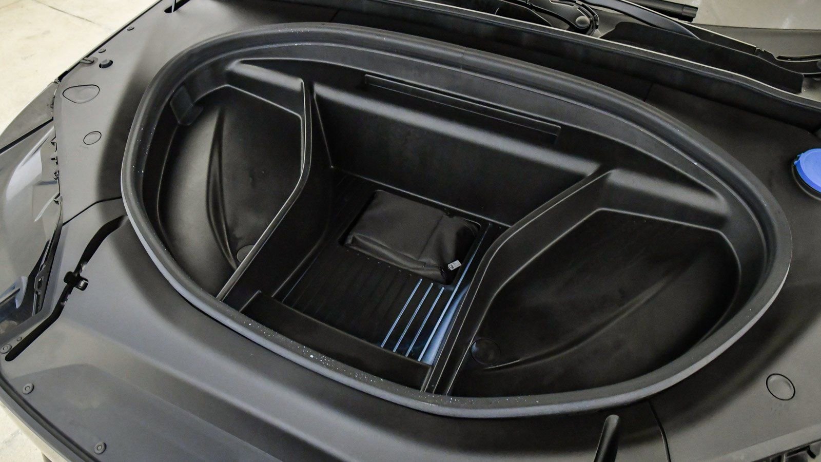 Certified 2025 Volvo EX90 Ultra image 31