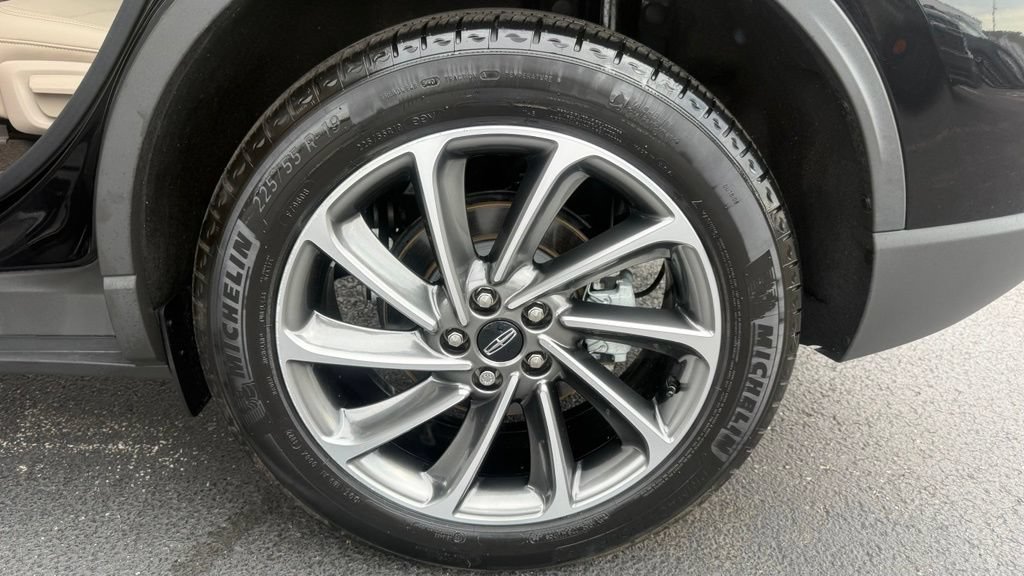 Used 2023 Lincoln Corsair AWD w/ Equipment Group 101A image 36