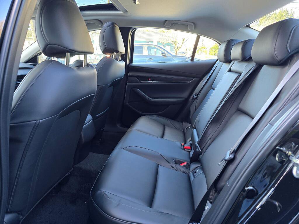 New 2026 MAZDA MAZDA3 2.5 S Sedan w/ Preferred Pkg image 17