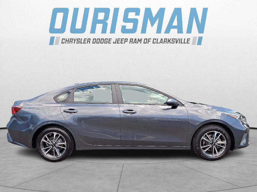 Used 2023 Kia Forte LXS FWD image 7