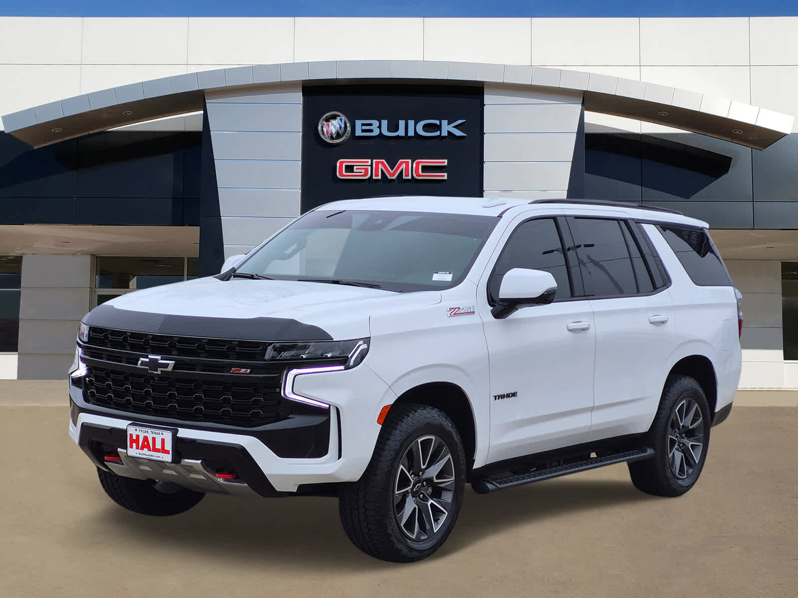 Used 2023 Chevrolet Tahoe Z71 w/ Luxury Package image 3