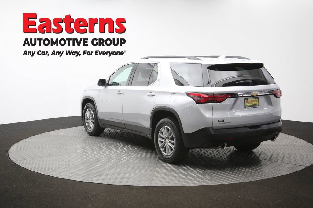 Used 2022 Chevrolet Traverse LT FWD image 65