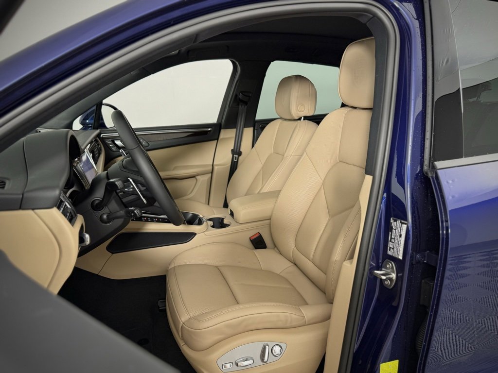 New 2026 Porsche Macan S image 5