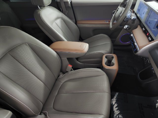Certified 2024 Hyundai Ioniq 5 Limited AWD/4WD image 14