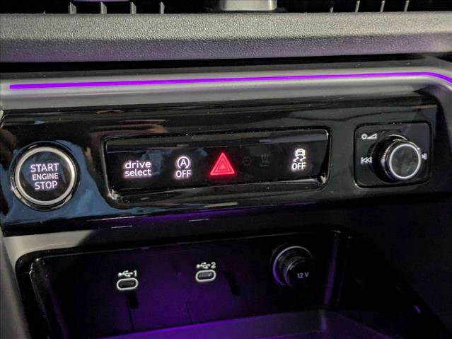 Used 2025 Audi Q5 Prestige image 13