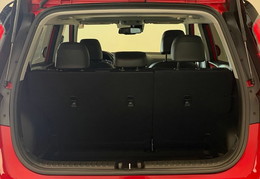 Used 2025 Kia Soul GT-Line FWD image 27