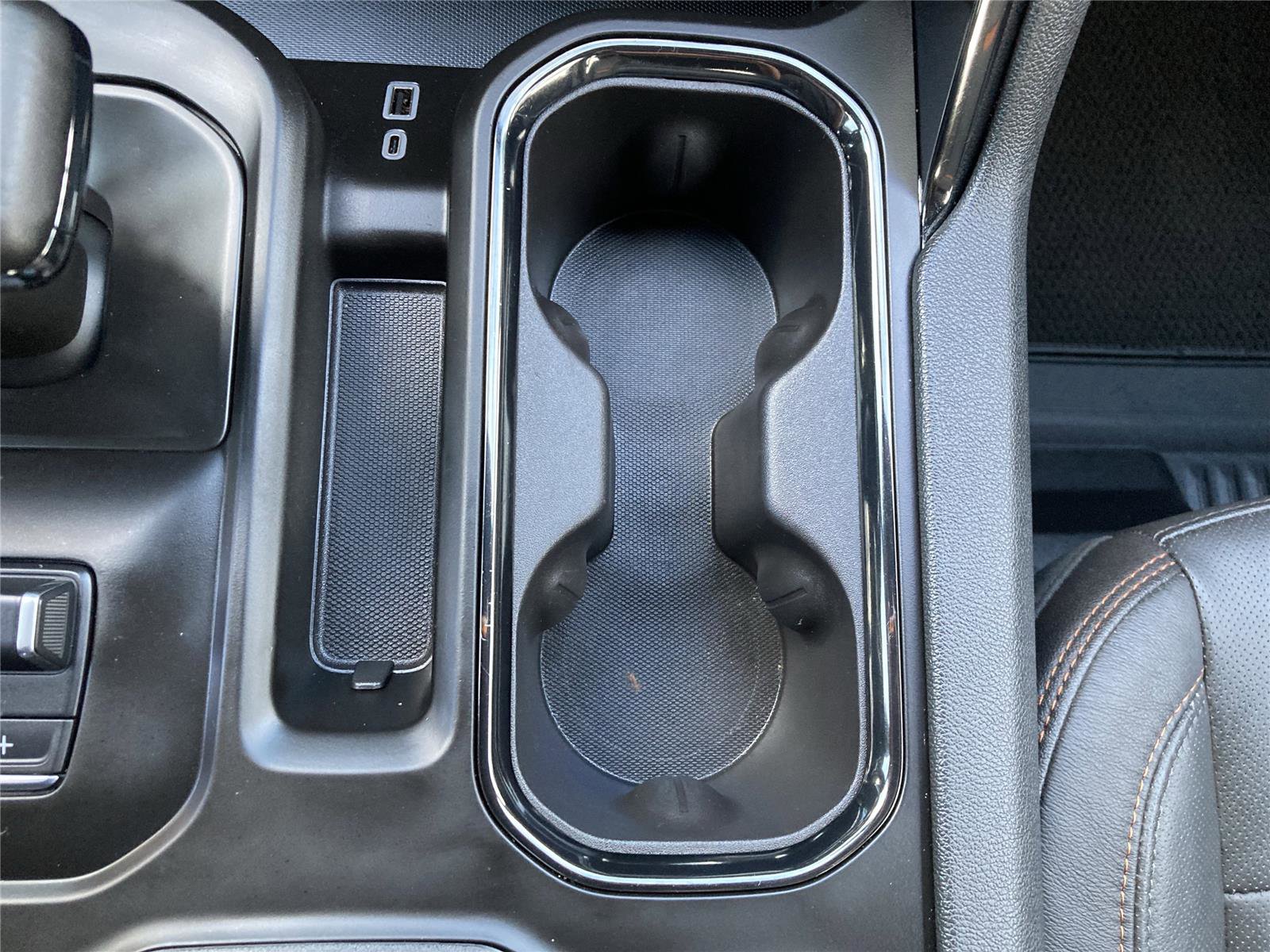 Used 2023 GMC Sierra 1500 AT4 w/ AT4 Premium Package image 16