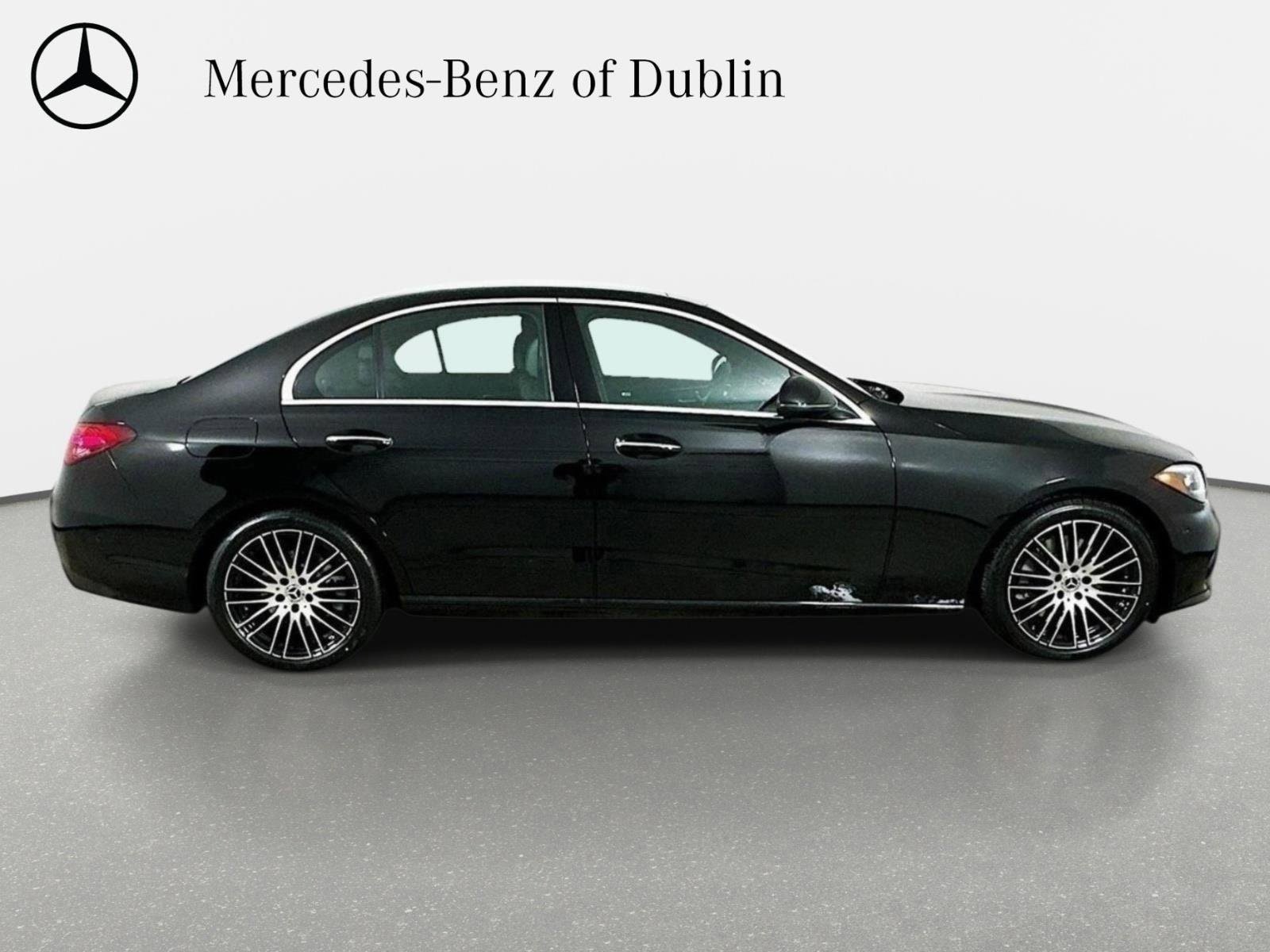 Used 2026 Mercedes-Benz C 300 4MATIC Sedan image 4