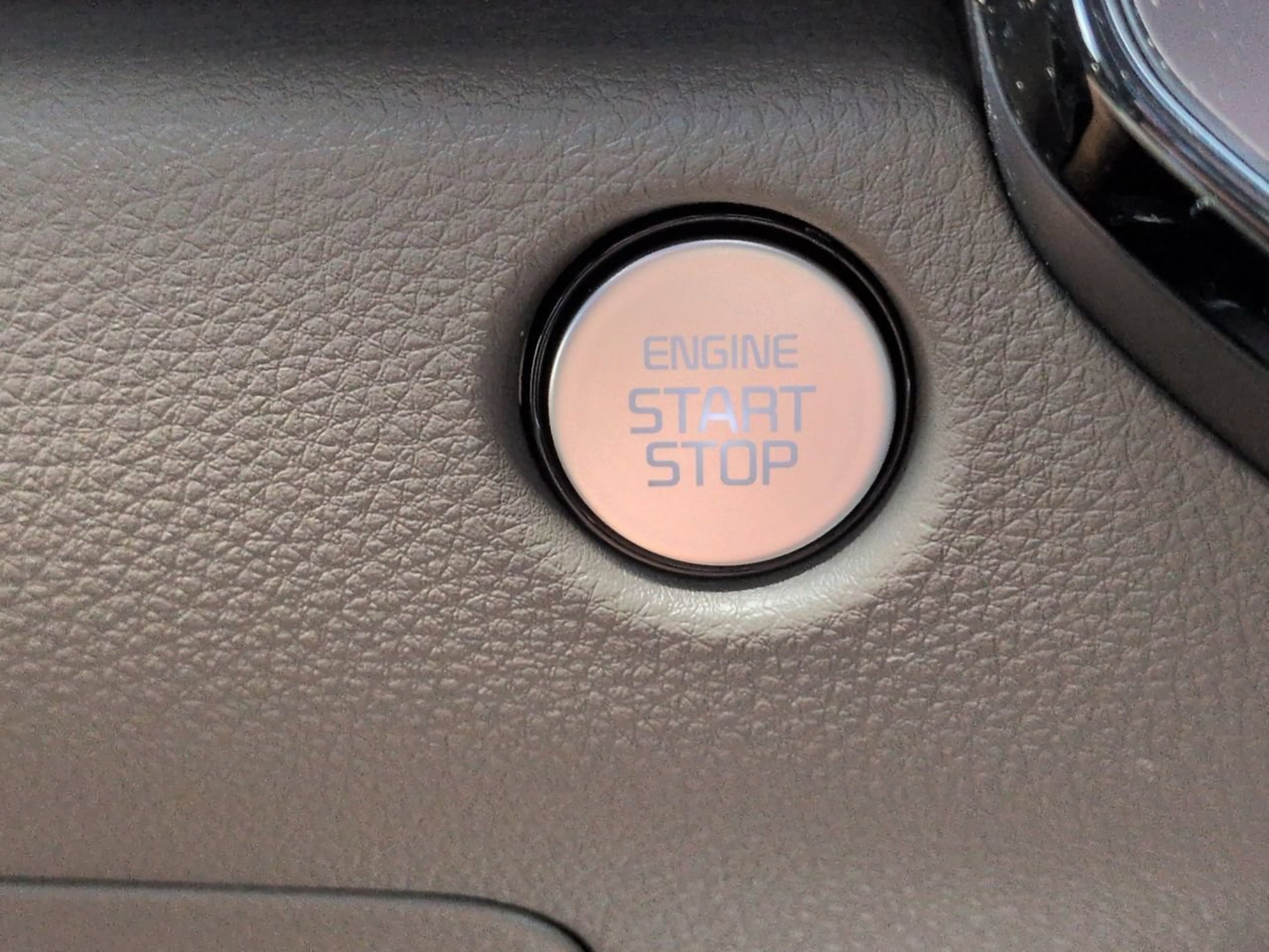 New 2027 Kia Carnival LX FWD image 32