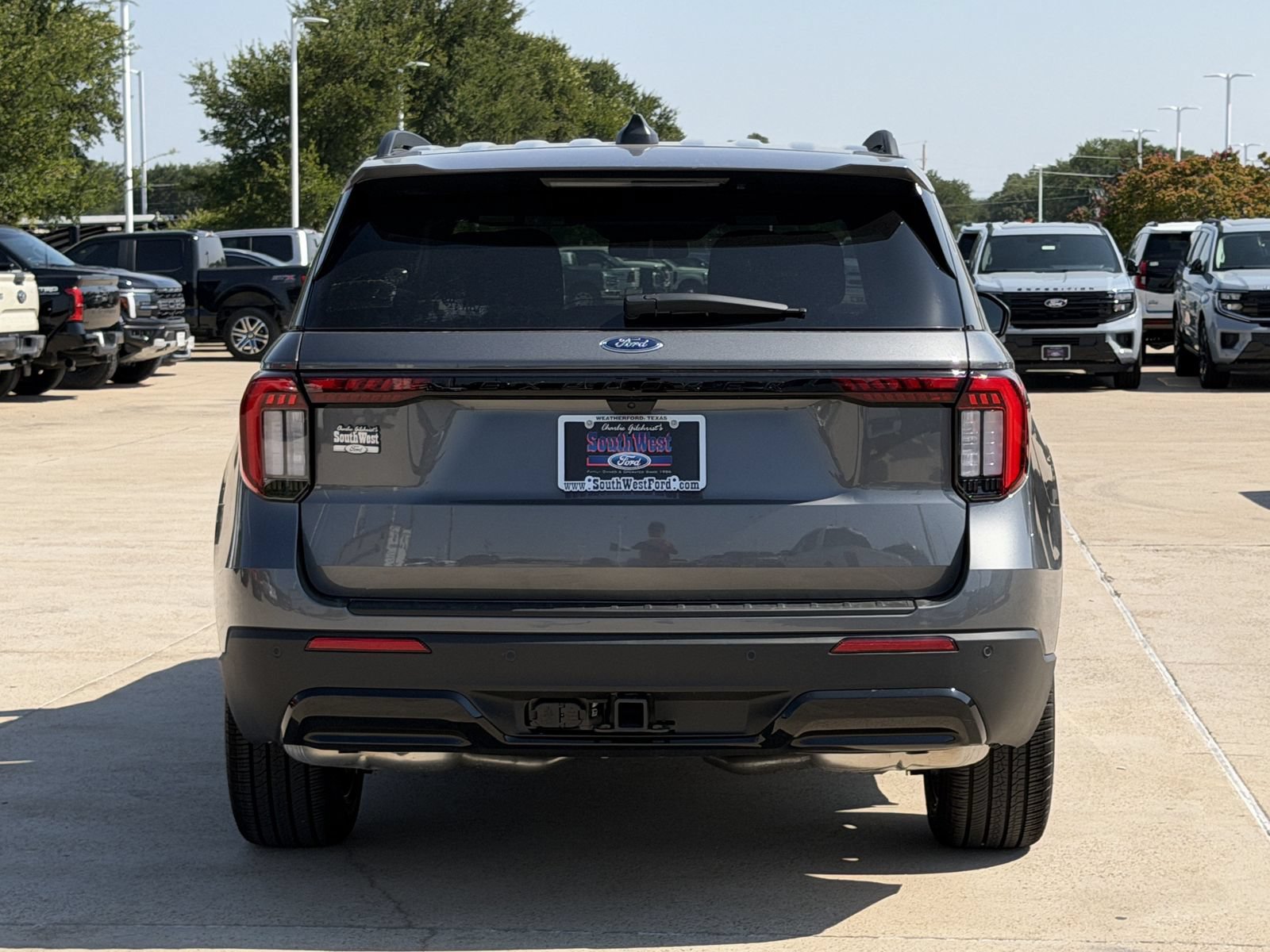New 2026 Ford Explorer ST-Line w/ ST-Line Street Pack RWD image 5