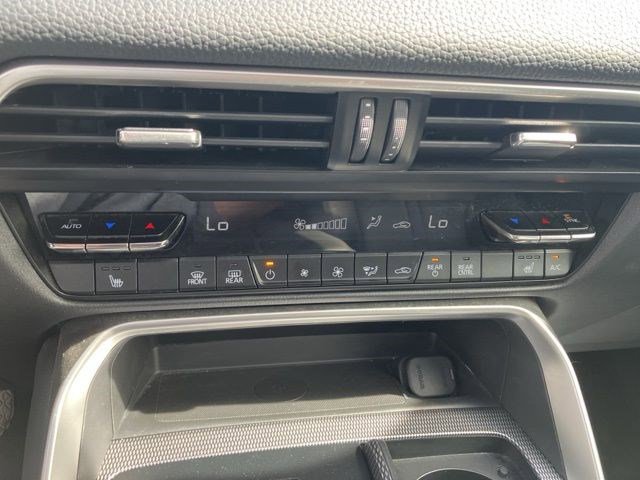 Used 2024 MAZDA CX-90 3.3 Turbo w/ Preferred Plus image 11