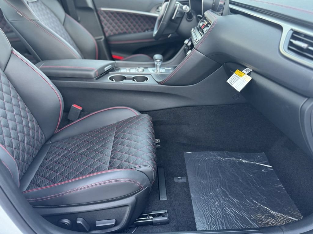 New 2025 Genesis G70 3.3T Advanced w/ Sport Prestige Package RWD image 13