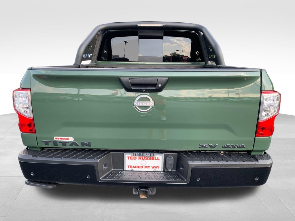 Used 2024 Nissan Titan SV w/ SV Bronze Edition Package AWD/4WD image 5